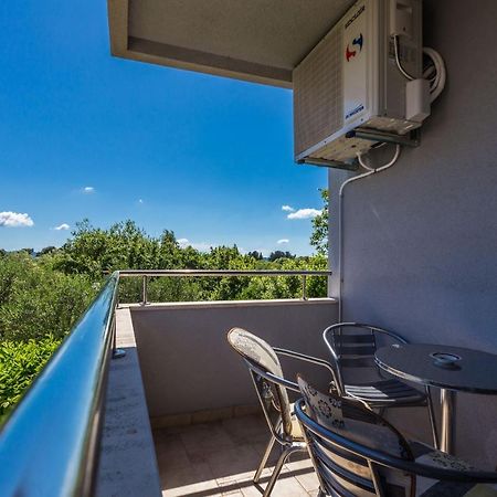 Adriano 2Br Apartment With Terrace Zadar Bagian luar foto
