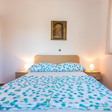 Adriano 2Br Apartment With Terrace Zadar Bagian luar foto