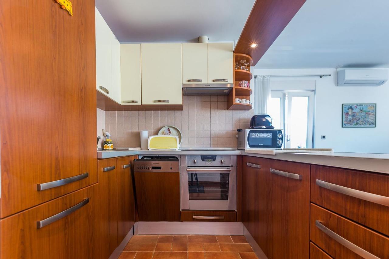 Adriano 2Br Apartment With Terrace Zadar Bagian luar foto