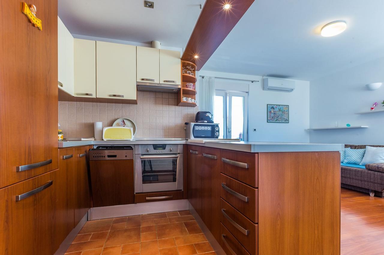 Adriano 2Br Apartment With Terrace Zadar Bagian luar foto